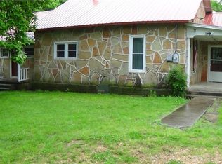 1613 E Tahlequah St, Siloam Springs, AR 72761