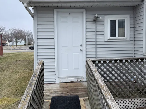 51261 Washington St #1, New Baltimore, MI 48047