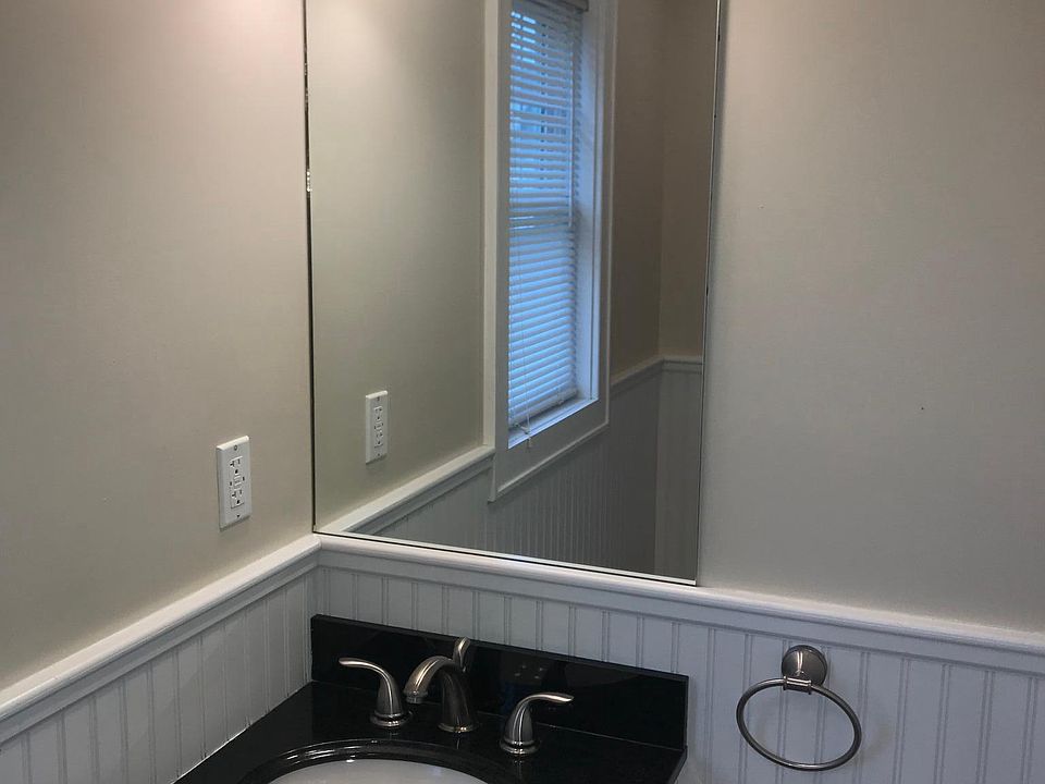 Main Floor Bathroom