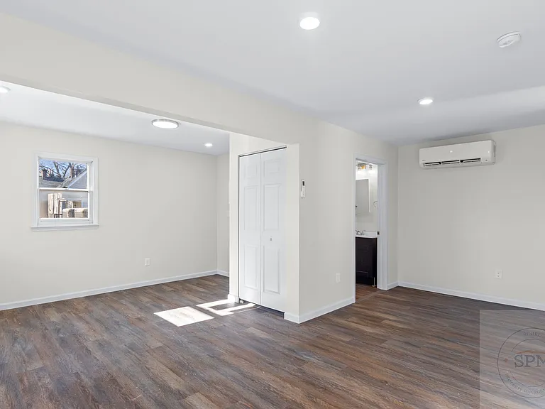 502 E Ormsby Ave #2 — Photo 6