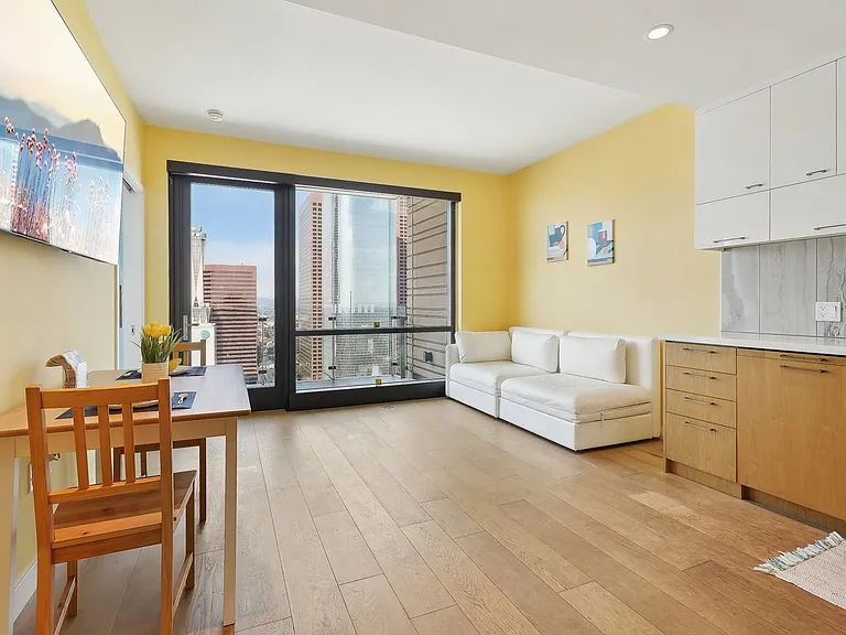 400 S Broadway Ave #3406 — Photo 9