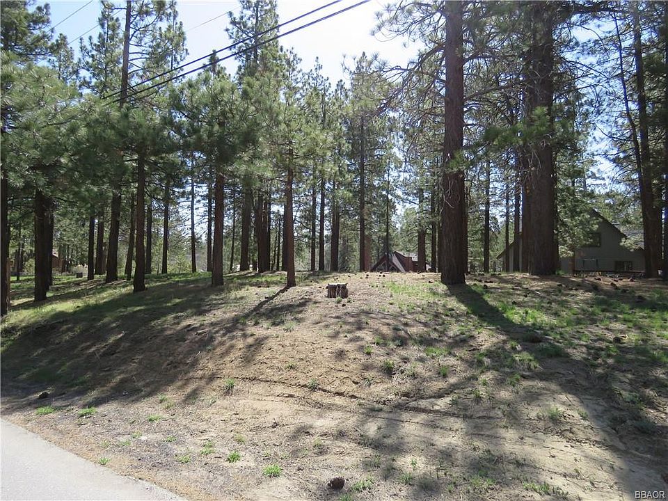 1st image of 39747 Lakeview Dr