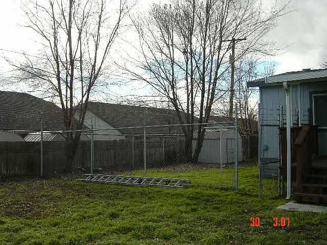 2nd image of 120 Taylor Loop