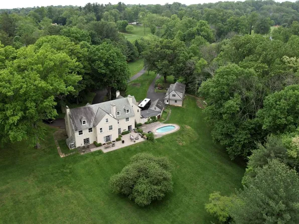 846 Maplewood Rd, Wayne, PA 19087