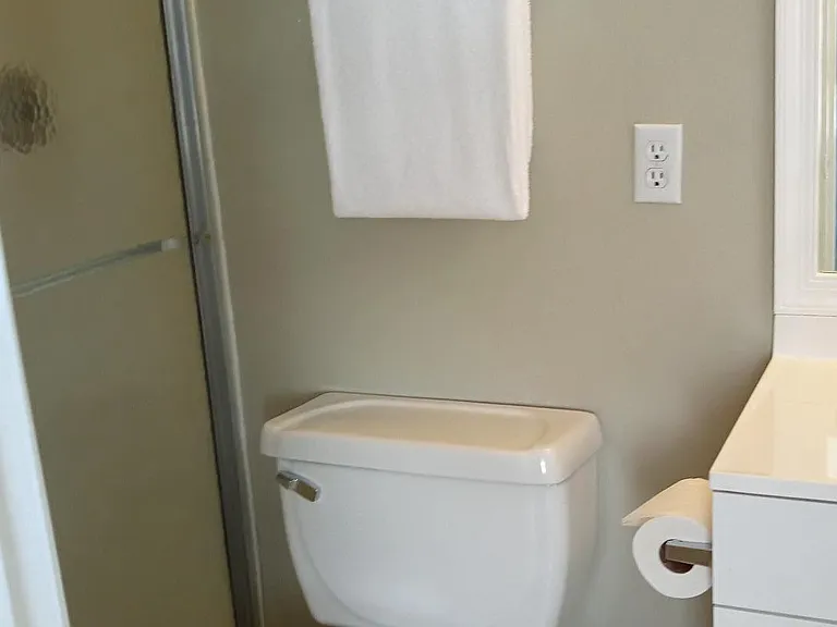 1409 Lake Ave #6 — Photo 24