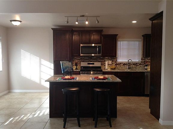 3rd image of 2813 Cabot Pl