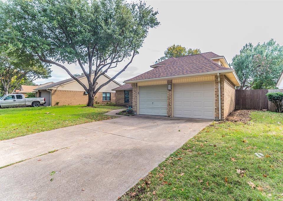 2621 Danberry Ln, Grand Prairie, TX 75052 Zillow