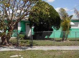 876 NW 1st St, Florida City, FL 33034