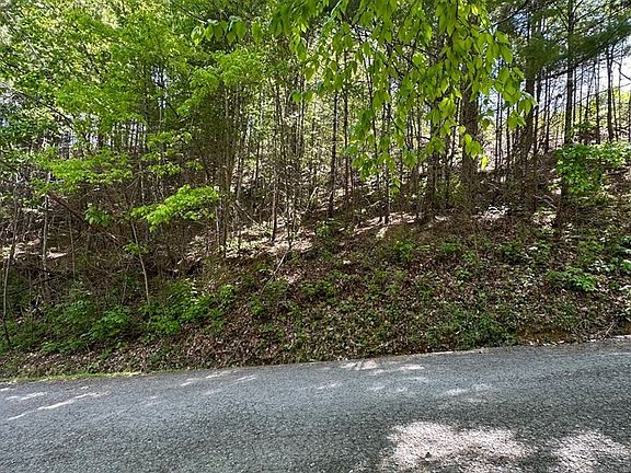 2nd image of LOT 24 Ridgeland Cir Lot 24