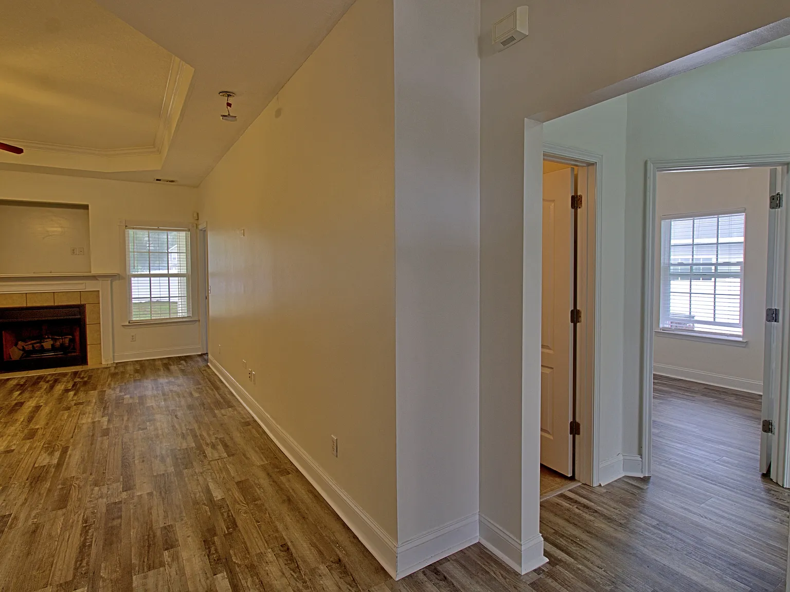907 Rachel Lane - 1 — Photo 3