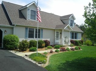 421 Wayne St, Hobart, IN 46342