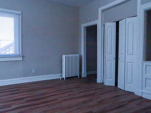 2nd image of 424 Park Ave APT 1