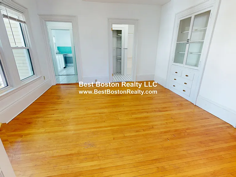 87 Boston St #2 — Photo 5