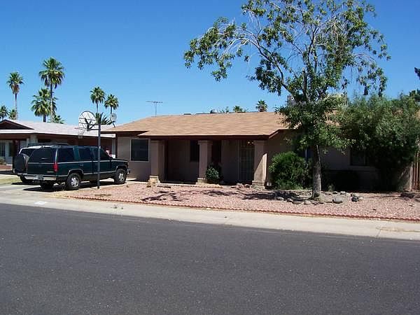 1st image of 1108 W Angela Dr