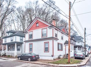 422 Bellevue Pl, Kalamazoo, MI