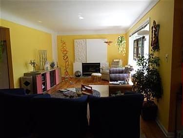 4th image of 894 Haywood Dr