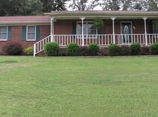 111 Underwood St, Camden, TN 38320