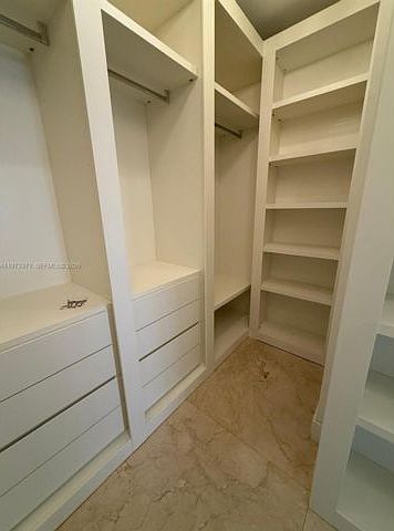 10942 NW 59th St, Doral, FL 33178 | Zillow