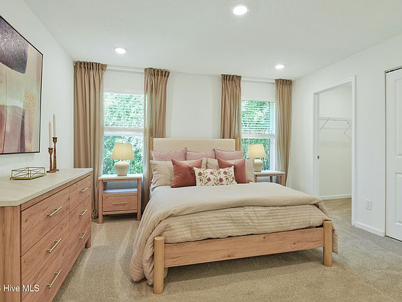 5th image of 408 Flay Drive