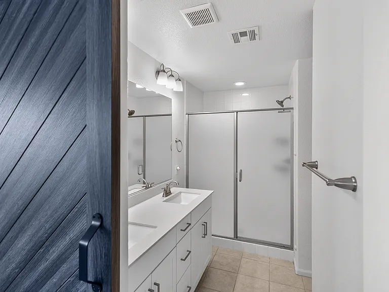 4847 Kinworthy St — Photo 17
