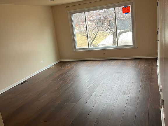 2nd image of 7502 Garden Ln APT 1