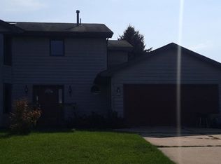 8927 Schoon Rd, Sauk City, WI 53583