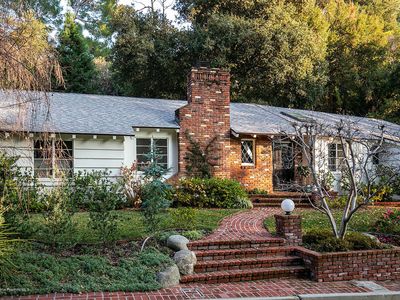 1050 Stoneridge Dr, Pasadena, CA, 91105