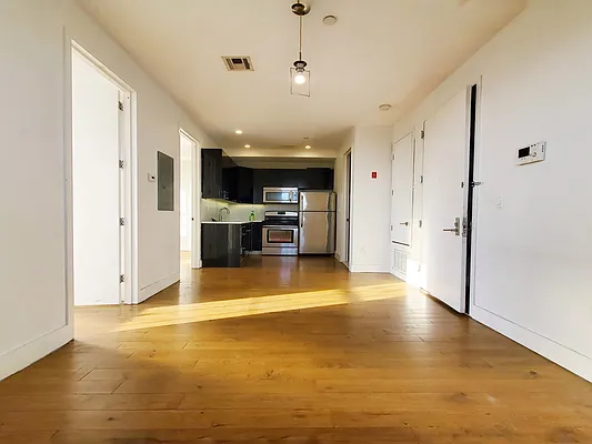 Rented by Sunshine Management Group, LLC | media 2