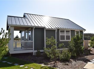 424 Vine Maple Ln, Ocean Shores, WA 98569