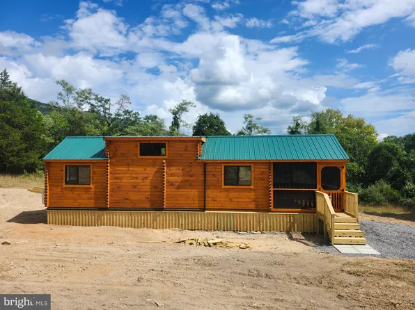 1159 Mountain Rd, Old Fields, WV 26845