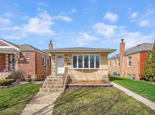 11232 S Albany Ave, Chicago, IL