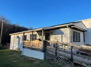 8019 Wallgreen Dr, Irwin, PA