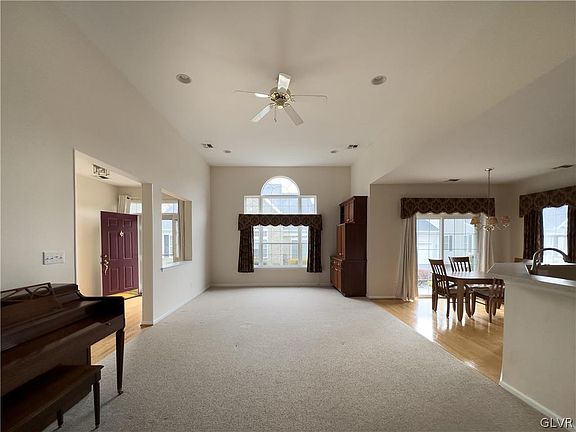 4th image of 1841 Felicity Ln
