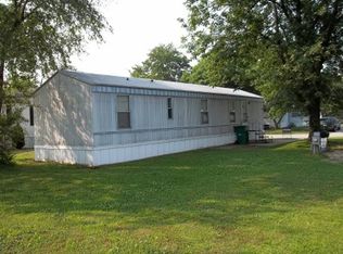54 Circle Creek Ln, Cahokia, IL 62206