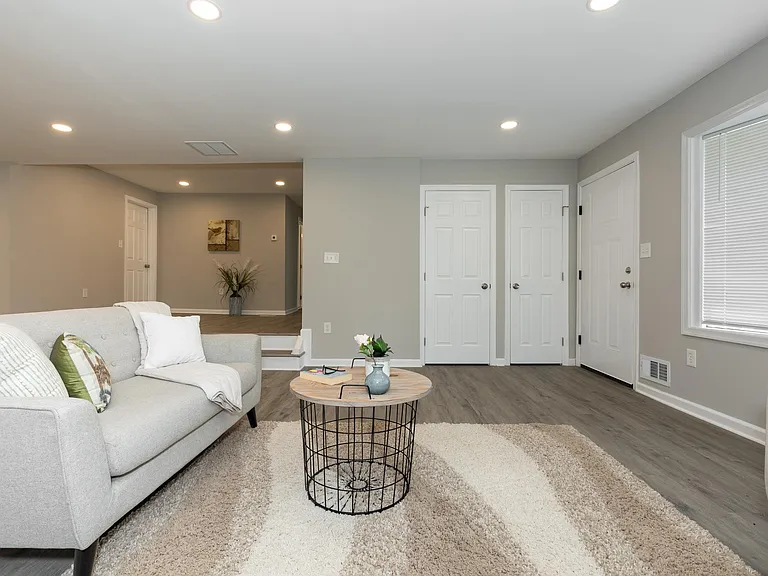 9520 48th Ave — Photo 33