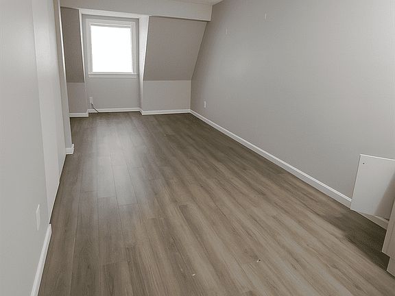 2nd image of 116 N Grimes St #G