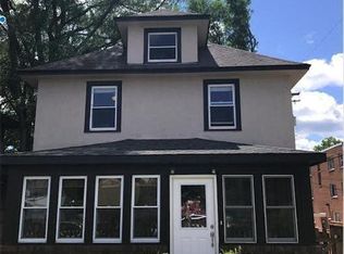 911 36th St W, Minneapolis, MN 55408