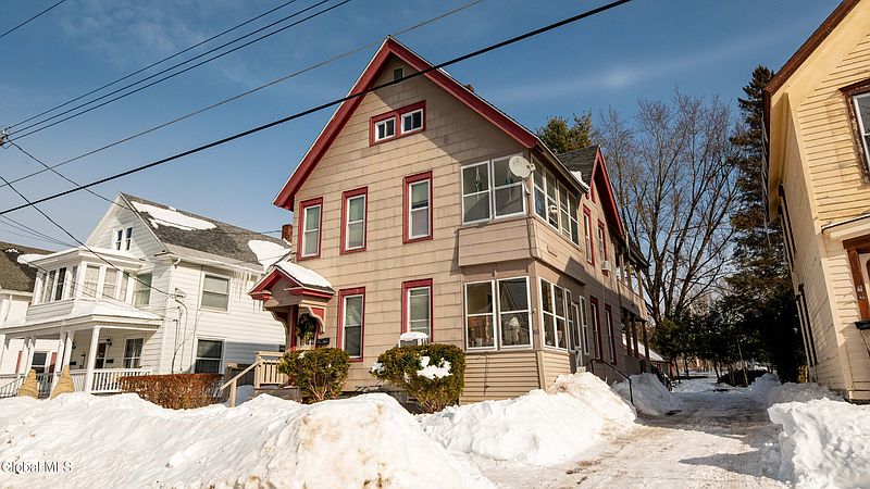 2nd image of 40 Temple Street