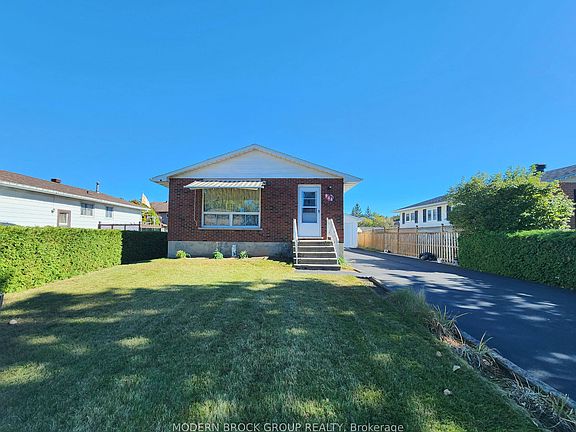 2nd image of 944 Mackenzie Rd