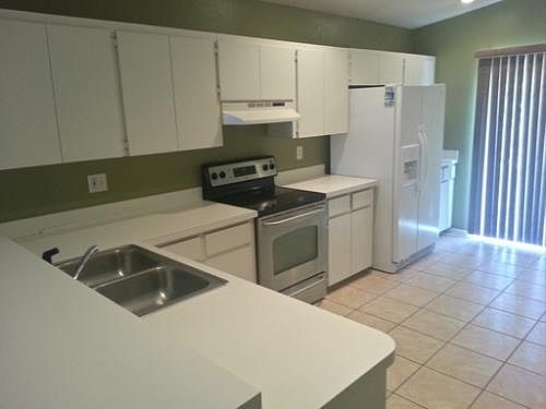 2nd image of 639 76th Ave N