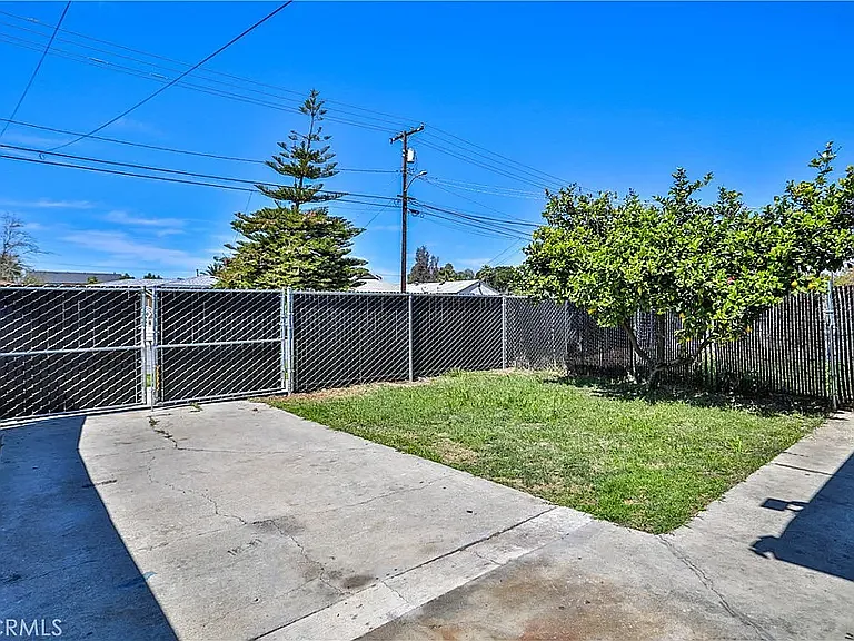 Warren St, Riverside — Photo 4