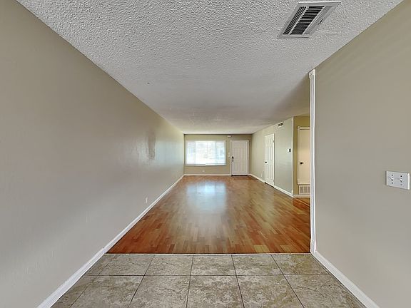 5th image of 1225 Jack London Dr