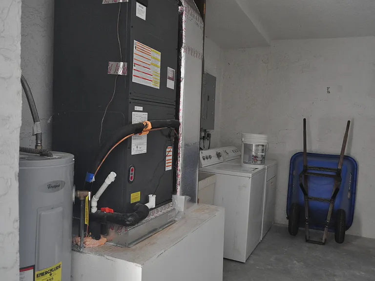 165 Seawind Dr #18 — Photo 17