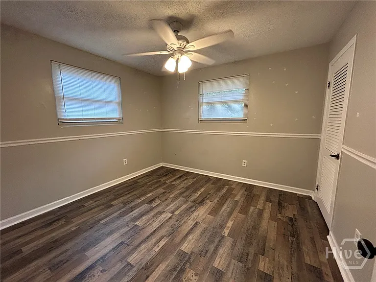 321 Sharondale Rd — Photo 15