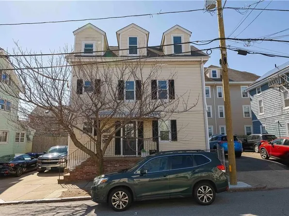 5 Trenton St, Providence, RI 02906