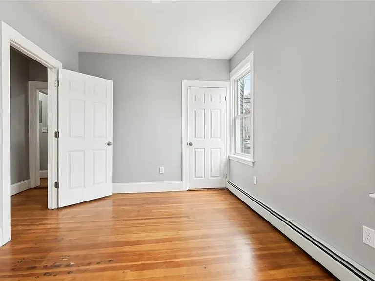 396 Orms St #1 — Photo 8