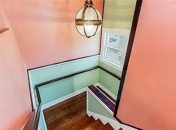 4938 Forest Ave — Photo 20