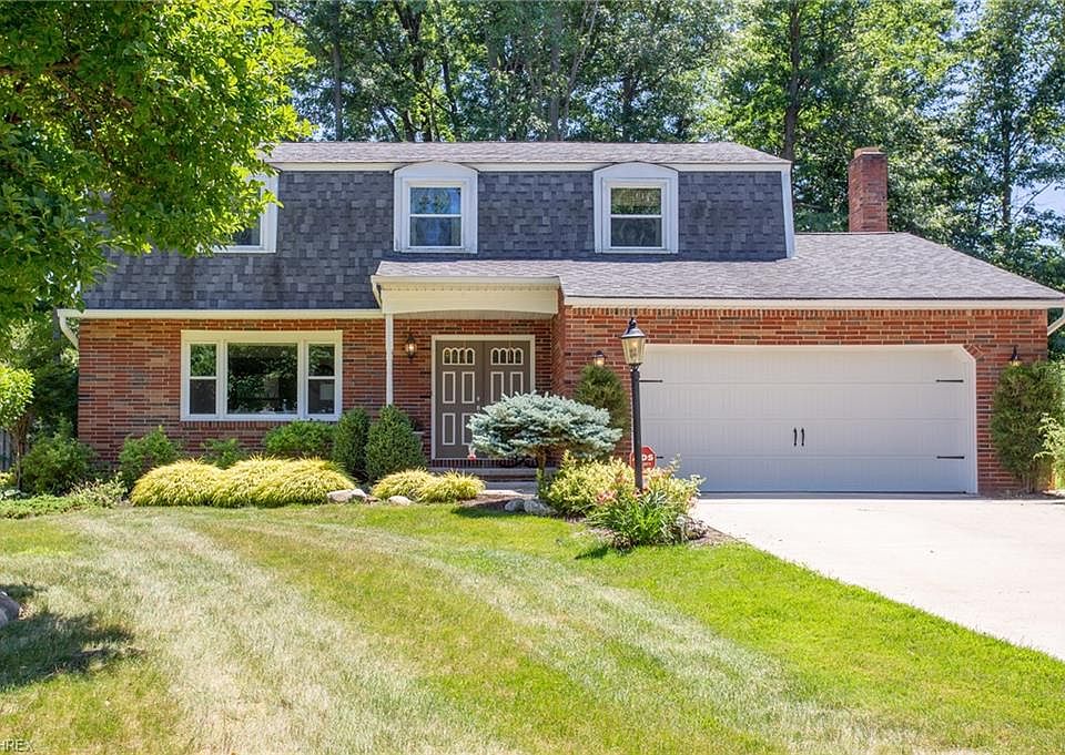 1st image of 20685 Chestnut Dr