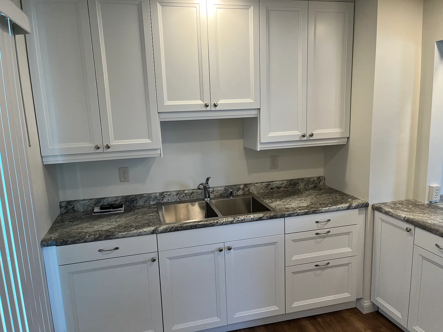 2 bed, 900 sqft, $1,375 — Photo 2