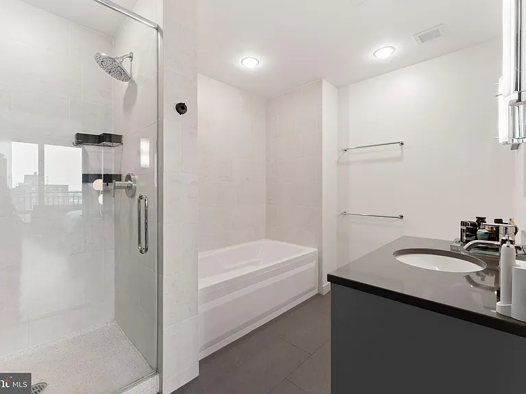 2101 Market St #1505 — Photo 18